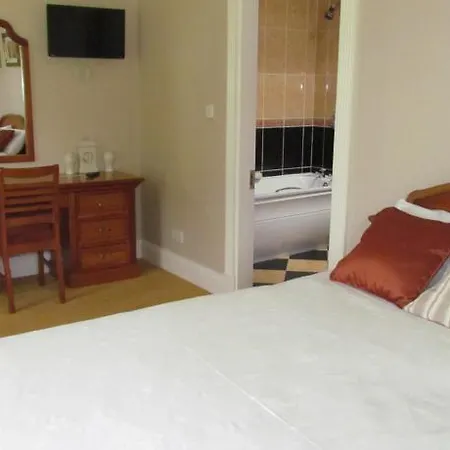 Gate Bed & Breakfast 3*